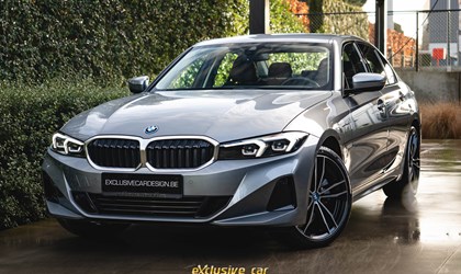 BMW 330