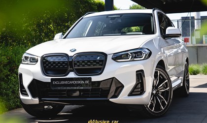 BMW iX3